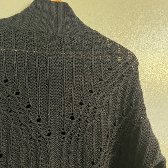 BCBG MaxaRia Womens Marino Wool Blend Sequined Black Tunic Sweater Knit Sz XS - Picture 11 of 13